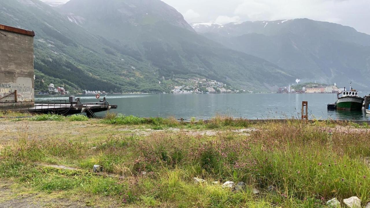 Trolltunga Fjordview Aparthotel Odda Exteriör bild