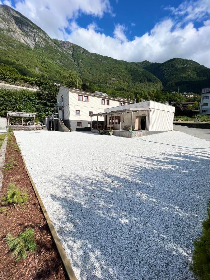 Trolltunga Fjordview Aparthotel Odda Exteriör bild